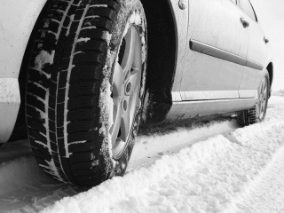 Montaggio pneumatici da neve